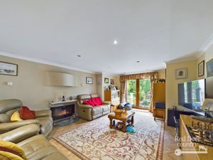 Living Room- click for photo gallery